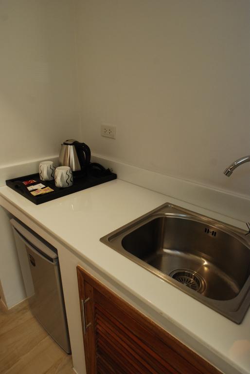 The Citywalk Suites Apartment Antipolo Δωμάτιο φωτογραφία